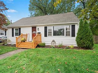 85 Barrett St, Cranston, RI 02910