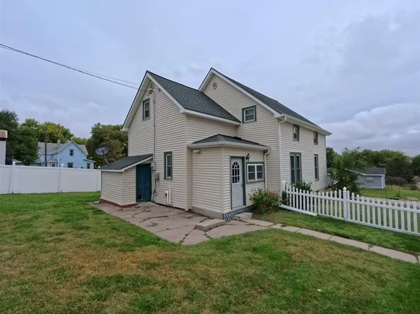 310 N Kimmel St, Osceola, NE 68651
