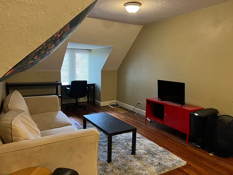 1508 South St — Photo 11