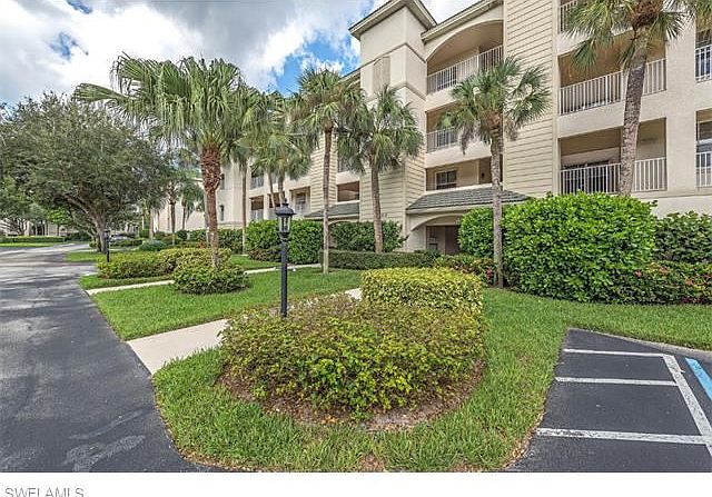 1st image of 4120 Bayhead Dr APT 201