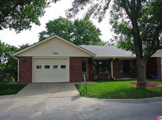 2900 S 51st Street Ct #5, Lincoln, NE 68506