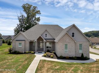 359 Biscayne Dr, Lenoir City, TN 37771