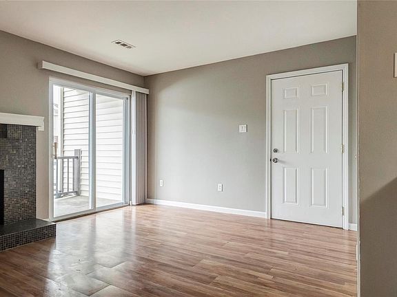 3rd image of 2339 Sandalwood Creek Ct APT A