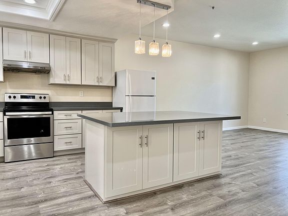 5th image of 929 E El Camino Real APT 214E