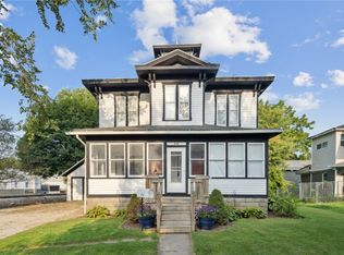 613 B Ave, Vinton, IA 52349