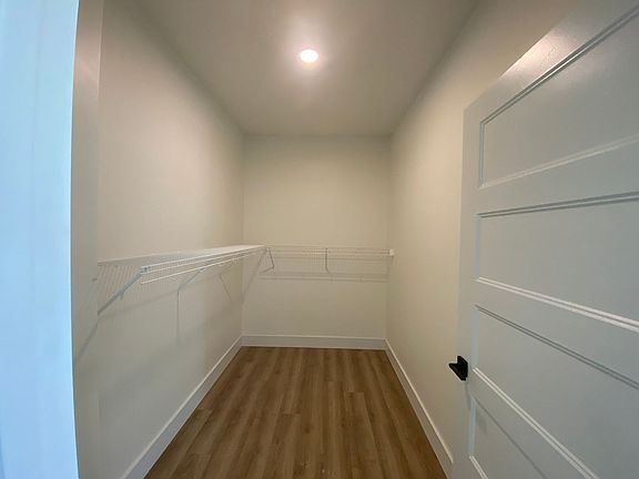 5th image of 1 Park Rd #415