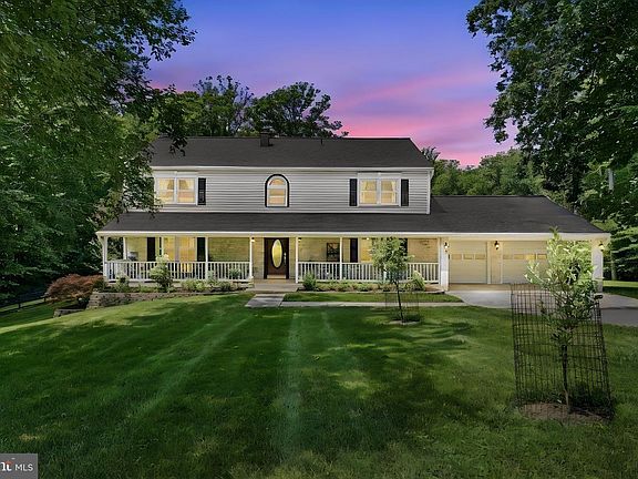 5th image of 10834 Henderson Rd