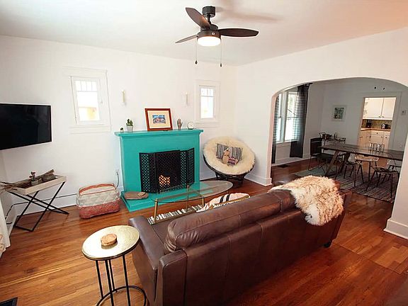 4th image of 235 Rosario Blvd #A-b-c