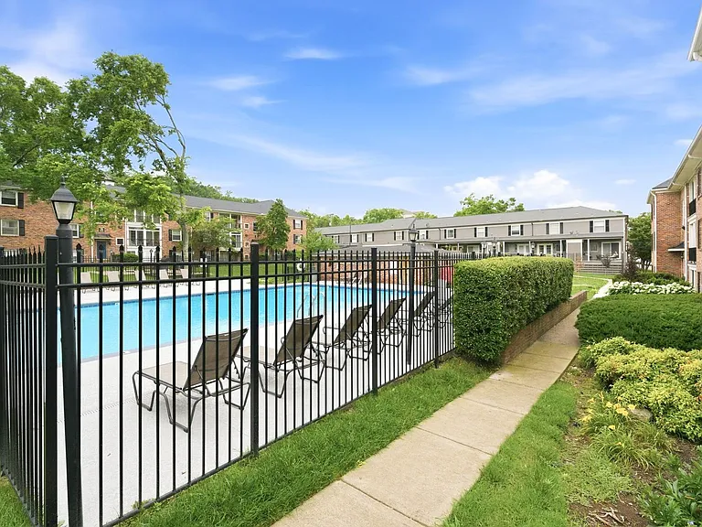 5025 Hillsboro Pike #14N — Photo 33