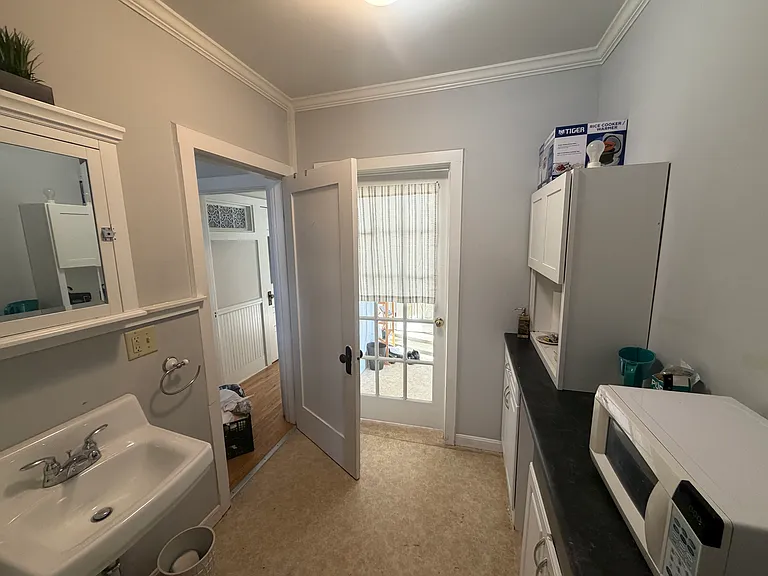63 Taylor St — Photo 5