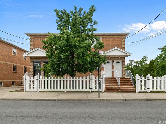 2nd image of 874 Pine Street