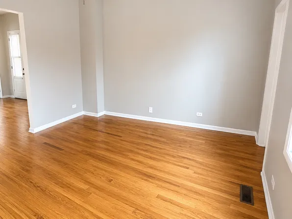 2028 W Armitage Ave APT 2R, Chicago, IL 60647
