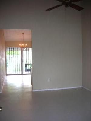 2nd image of 5921 FAIRMEADE DR