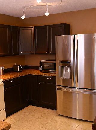 4th image of 105 Portsmouth Cir