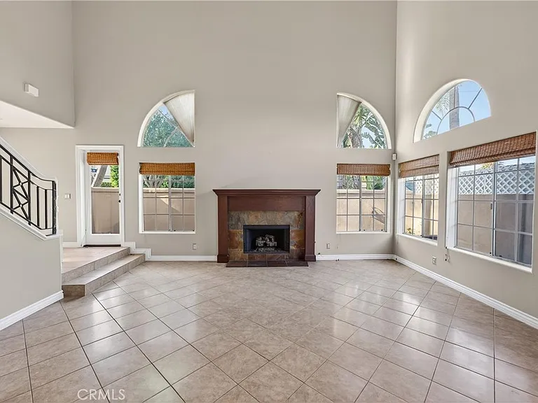 152 Terraza Ct — Photo 9