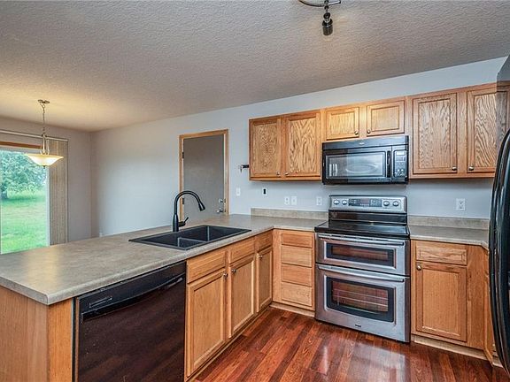 4th image of 10415 Catalina Dr