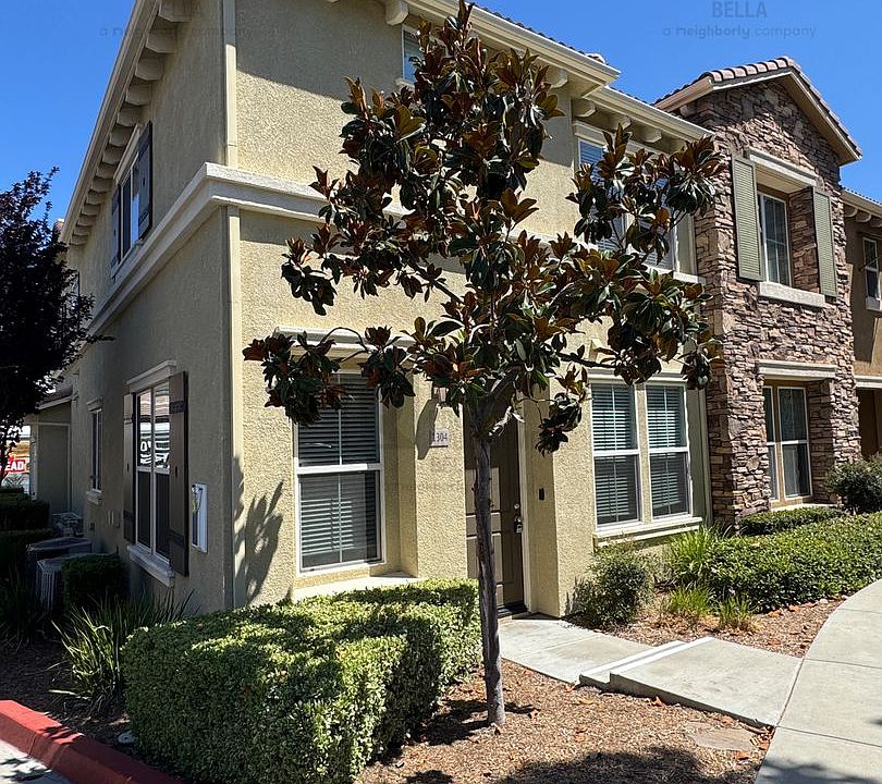 1st image of 30505 Canyon Hills Rd Unit 1304