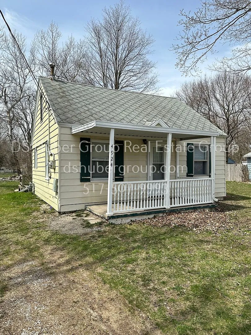 4924 Christiansen Rd photo 1