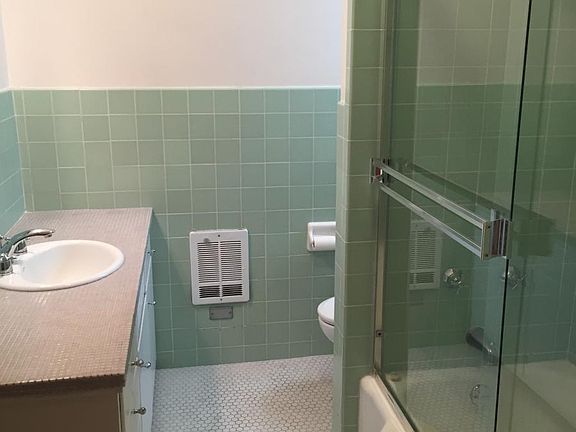 5th image of 427 San Anselmo Ave #B