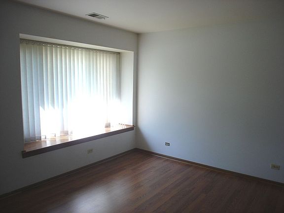 2nd image of 34088 N White Oak Ln