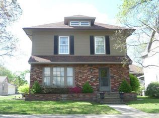 509 East St, Iola, KS 66749
