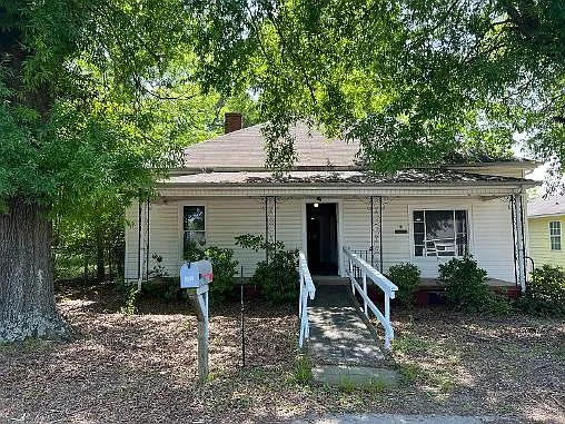 602 Huron St — Photo 2