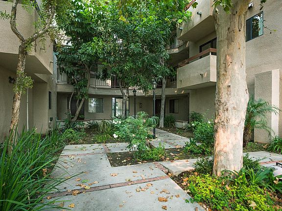 2nd image of 5320 Harmony Ave #101