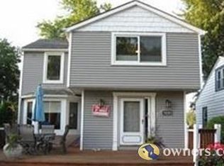 3095 Brock St, Keego Harbor, MI 48320