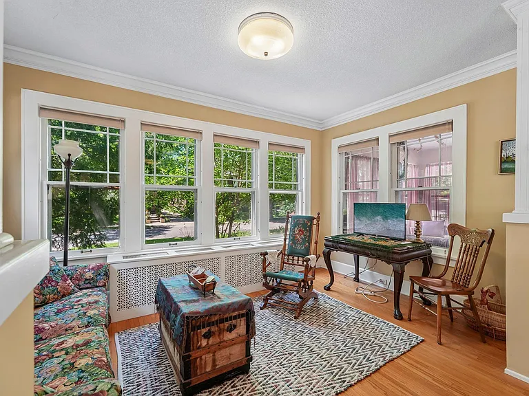 1771 James Ave S #1 — Photo 5