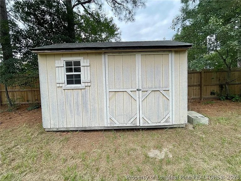 675 Omaha Dr — Photo 40
