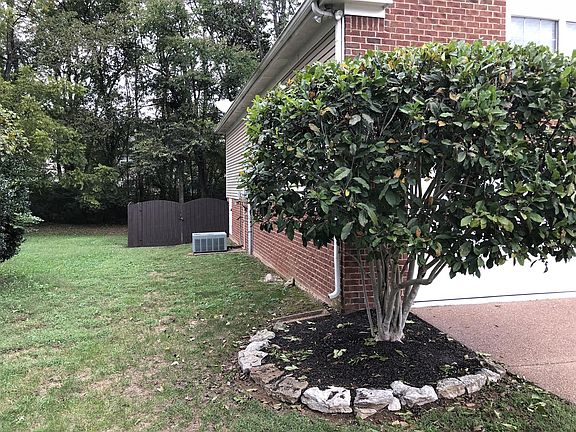 4th image of 1506 Beaufort Pl