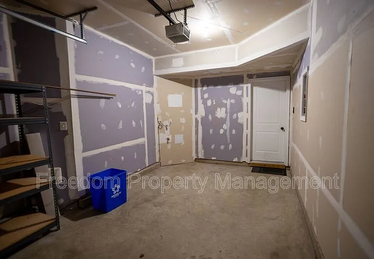 7408 Brunson Cir — Photo 50