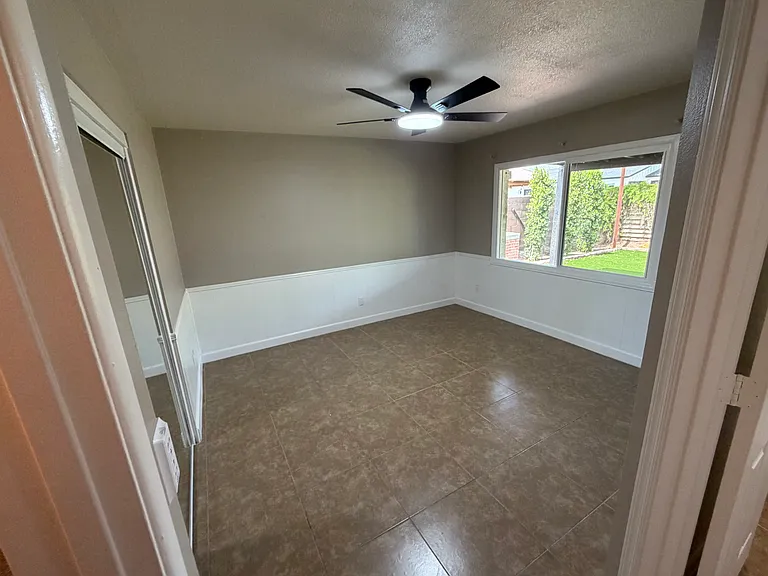 2060 W Devonshire Cir — Photo 23