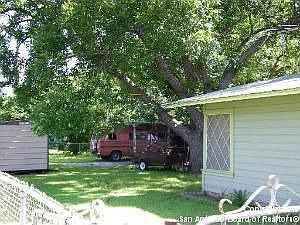 3rd image of 208 Readwell Dr