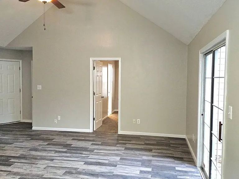 152 S Fairfield Dr — Photo 7
