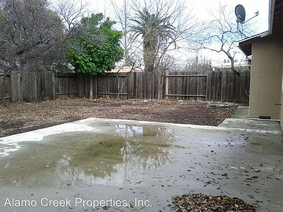 5th image of 1667 California Dr