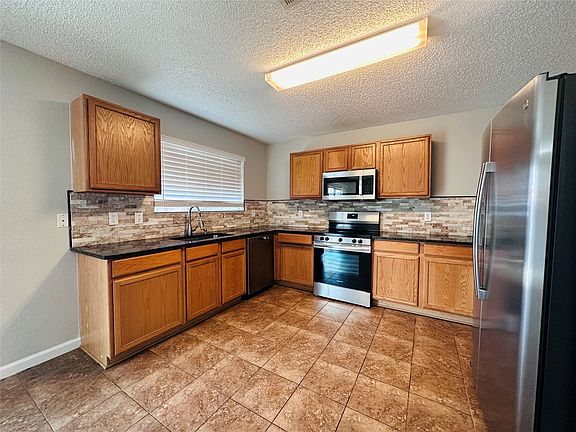 3rd image of 8600 Hawkview Dr