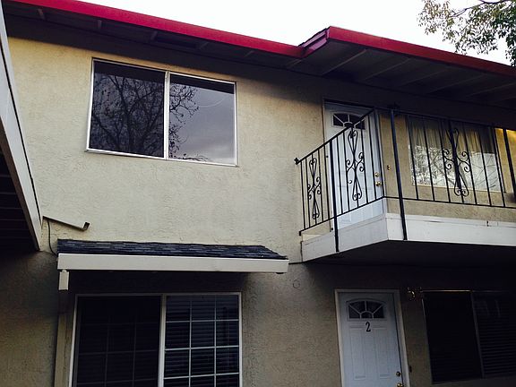 5th image of 317 Montrose Dr APT 1