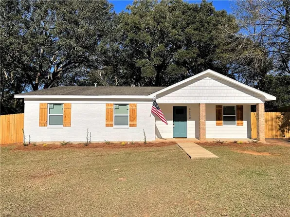 9230 Ann Ct, Mobile, AL 36695