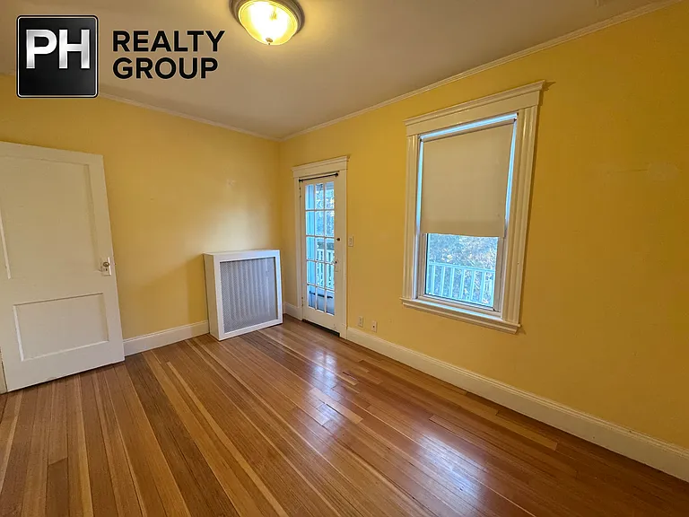 46 Vincent Ave — Photo 21