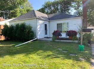 1453 University Dr N, Fargo, ND 58102