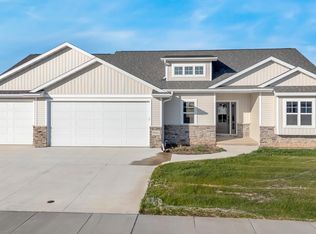 N9265 Touchdown Dr, Appleton, WI 54915