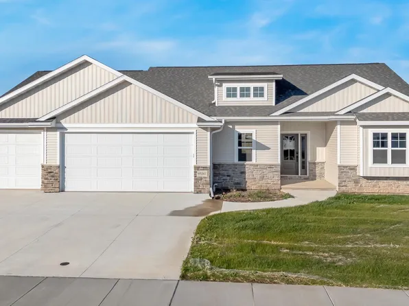 N9265 Touchdown Dr, Appleton, WI 54915