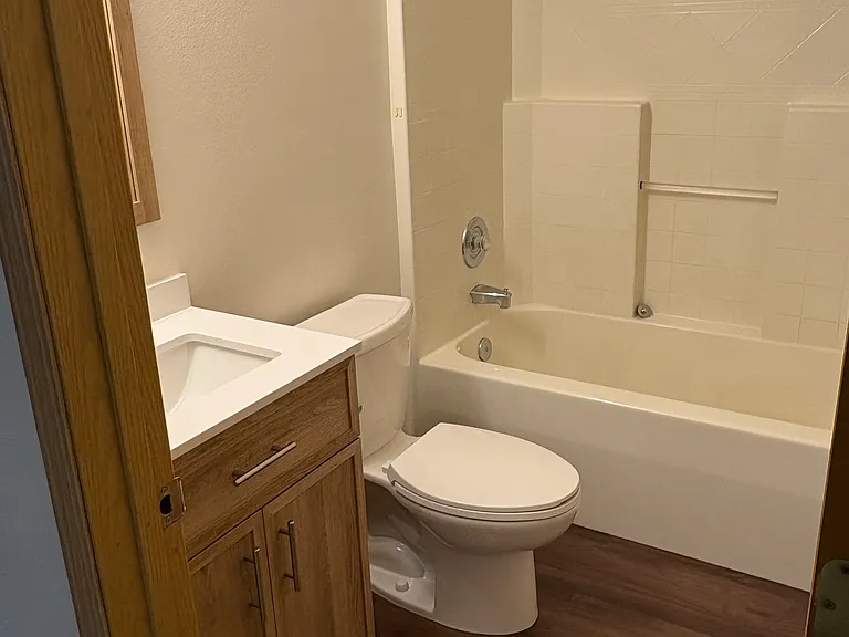 701 Birch St #3 — Photo 10