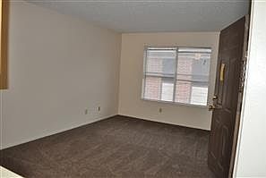 1st image of 3241 Bonnie Dr