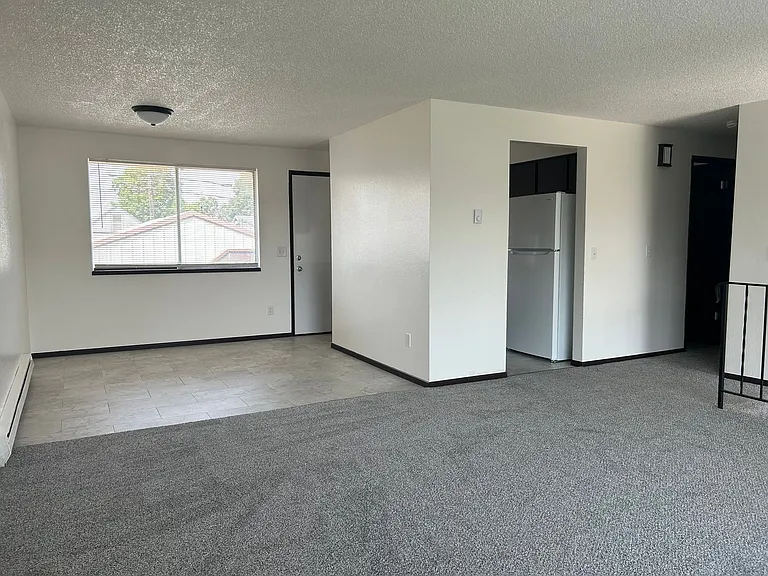 3921 N Napa St — Photo 4