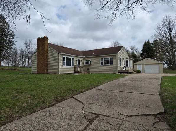 4636 Wakefield Ave NE, Comstock Park, MI 49321