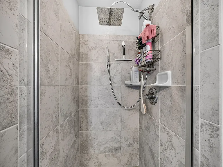 975 Cana Grv — Photo 36