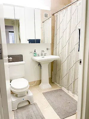 Rented by Corcoran | media 5