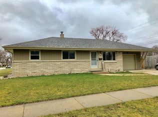 7720 W Verona Ct, Milwaukee, WI 53219